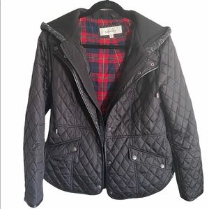 Sebby Jacket medium quilted design snap front, fleece hood. Black and grey